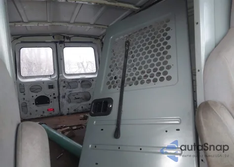 2013 Ford E-350 Super Duty Commercial из США, поврежденный, VIN 1FTSE3EL1DDB33928